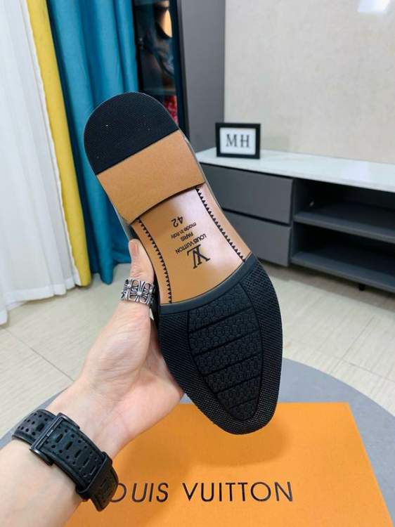 Picture of Louis Vuitton Shoes _SKULVsz38-45mnf054014316